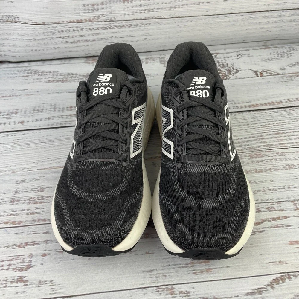 New Balance Fresh Foam X 880v15 Womens Us 6 B Running Shoes Black White
